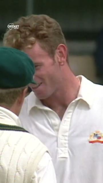 Reiffel sends the off stump flying